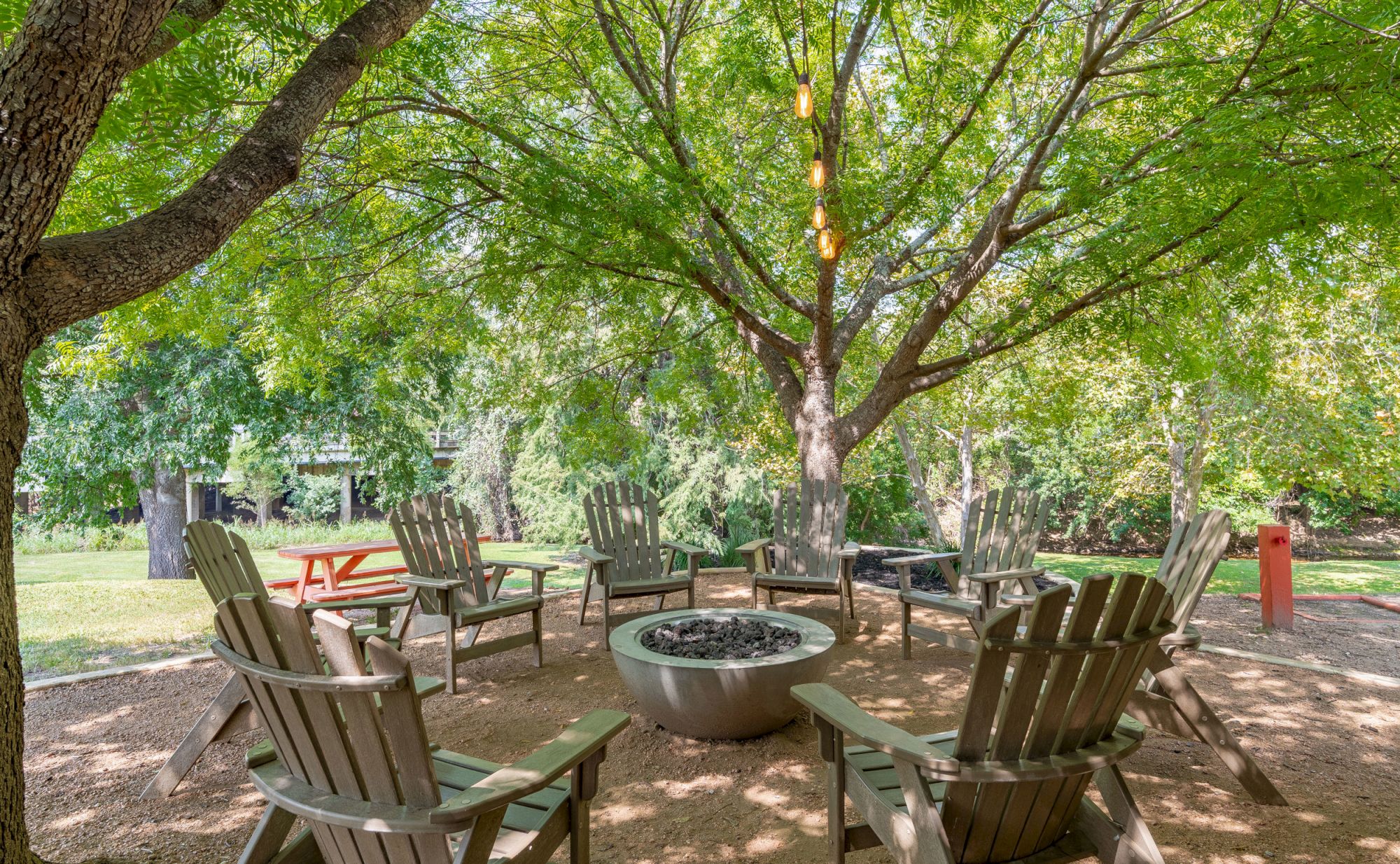 Fredericksburg Inn & Suites