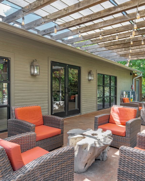 Fredericksburg Inn & Suites