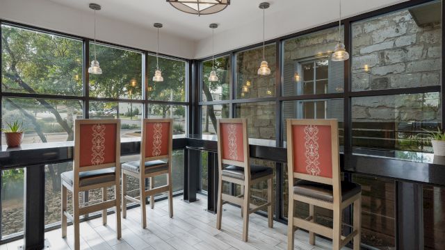Fredericksburg Inn & Suites — photo 26 of 60