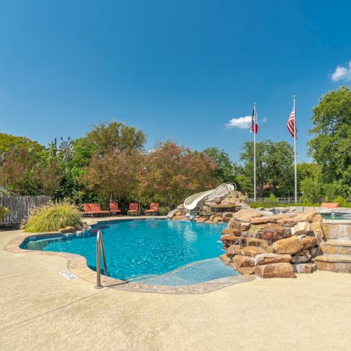 Fredericksburg Inn & Suites