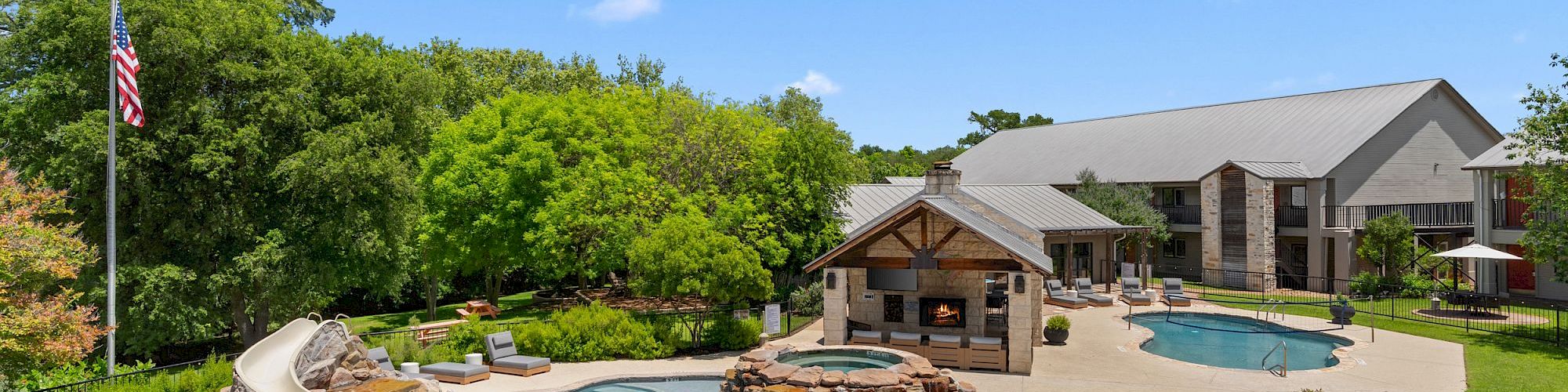 Fredericksburg Inn & Suites